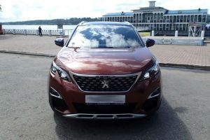 Премьер Peugeot 3008